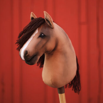 https://www.kullaloo.ca/wp-content/uploads/2022/11/hobby_horse_shading_the_fur_with_fabric_paint-350x350.jpg