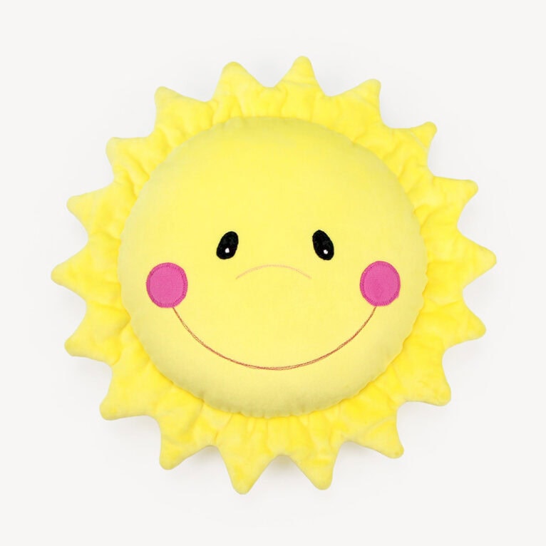 Free plush pattern for sun pillow "LALI"