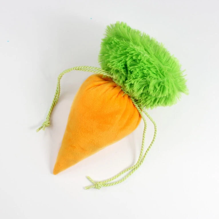 Free carrot treat bag sewing pattern PDF - great handmade Easter gift!