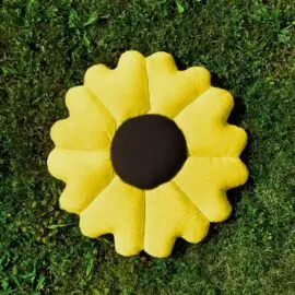 Free flower pillow sewing pattern tutorial