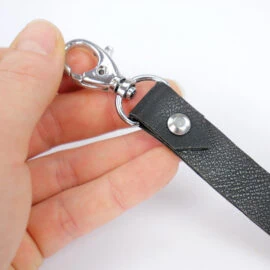 How to make Hobby Horse reins from leather: Step 3