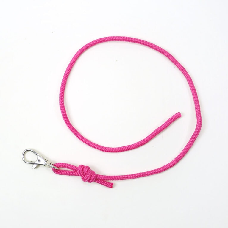 Hobby horse lead rope: simple lead from rope or paracord