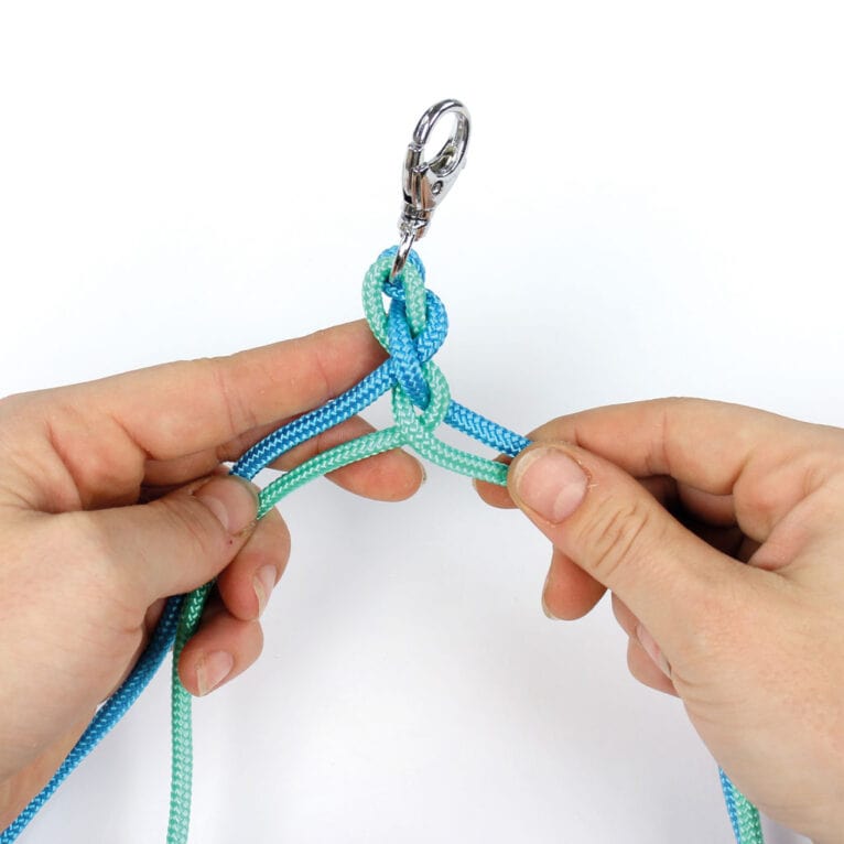 How to make a round braided lead rope: step 10