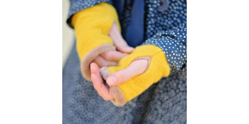 Fingerless gloves sewing pattern