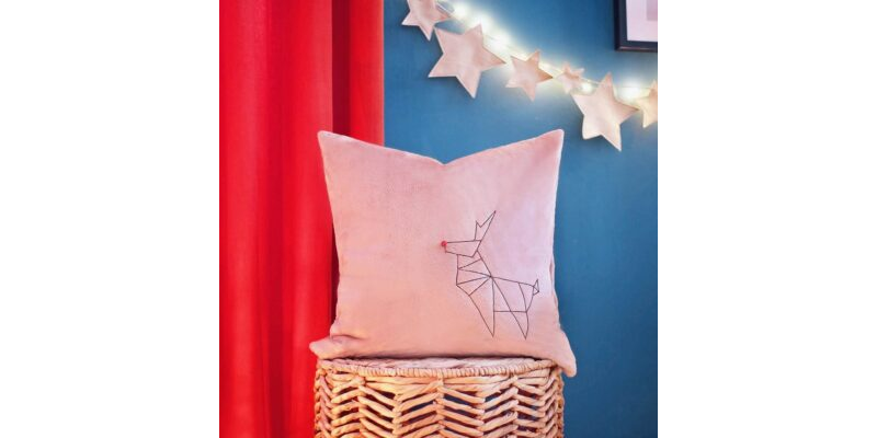 Christmas origami-style drawings